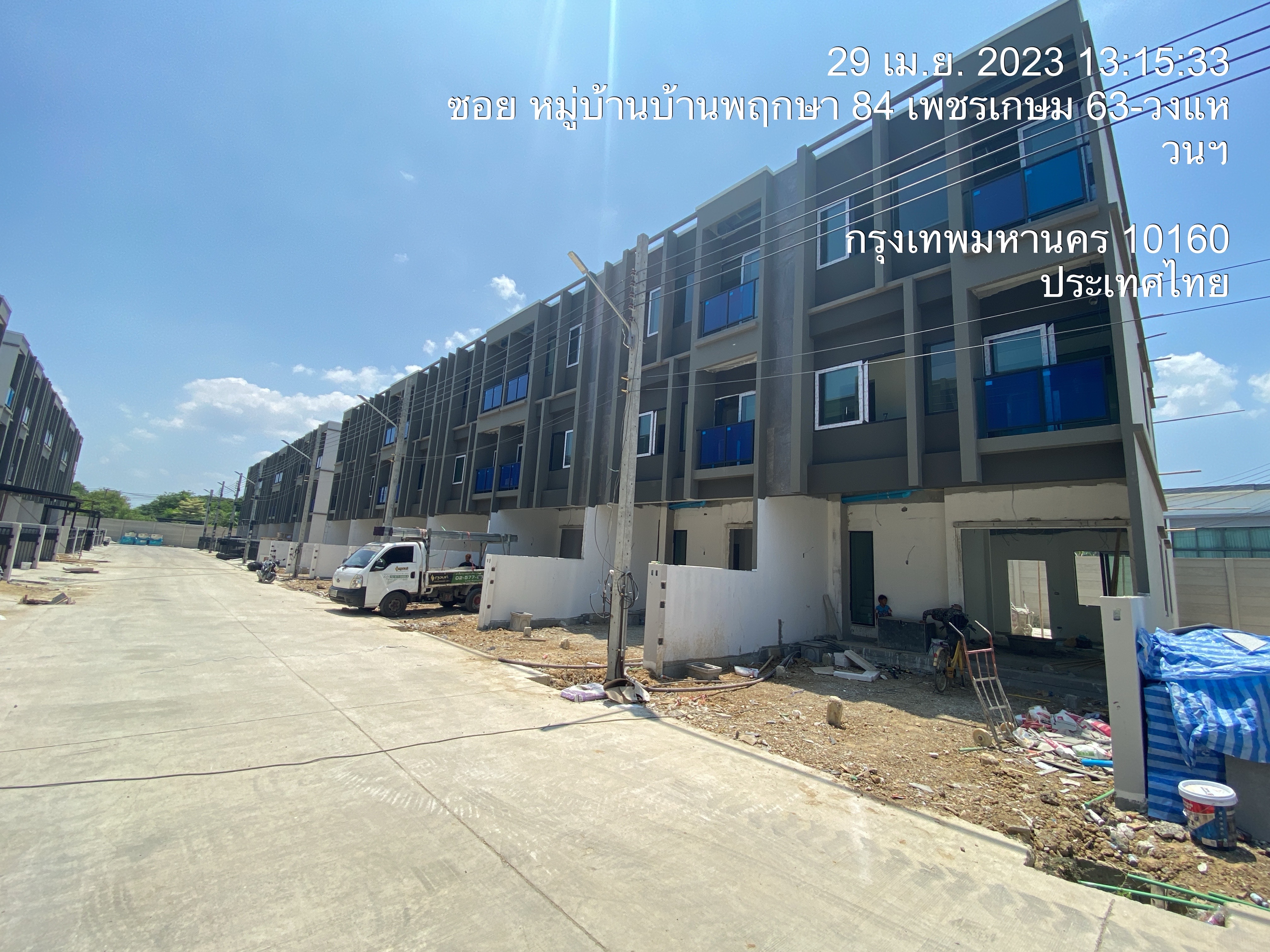 งานระบบไฟฟ้า เดินท่อร้อยสายผัง F4 โครงการเดอะ เมิร์ธ เพชรเกษม 63